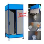 Banheiro com Caixa D'água e Porta Resíduos